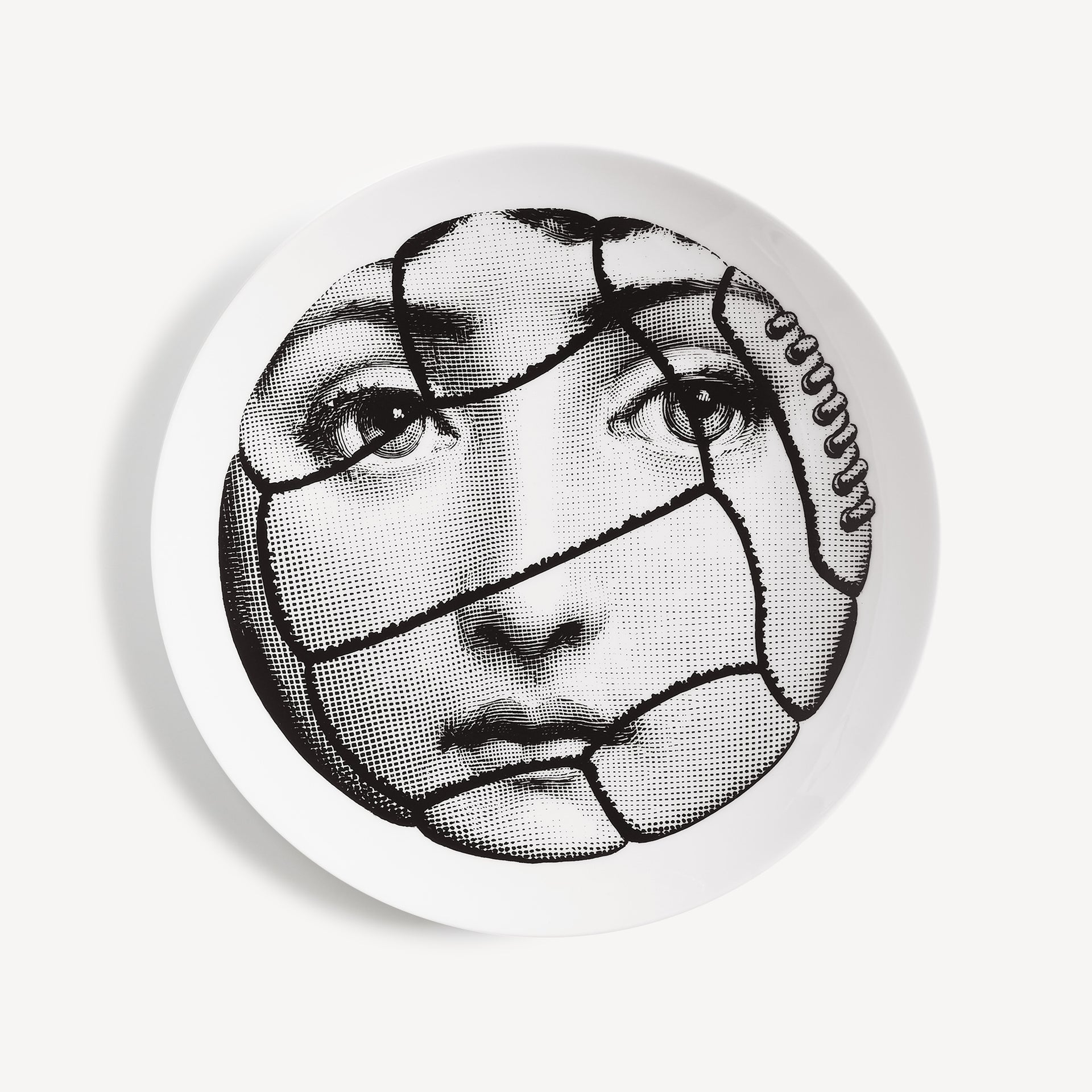 fornasetti-tema-e-variazioni-n-117-wandteller-porzellan-gesicht-2 image 1