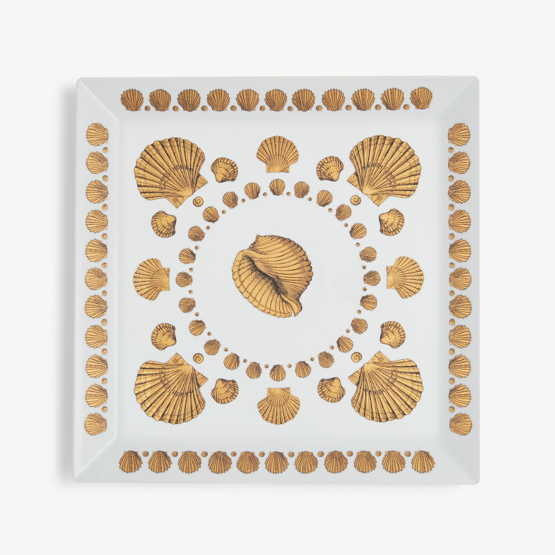 atelier-fornasetti-giro-di-conchiglie-tablett-muscheln image 1