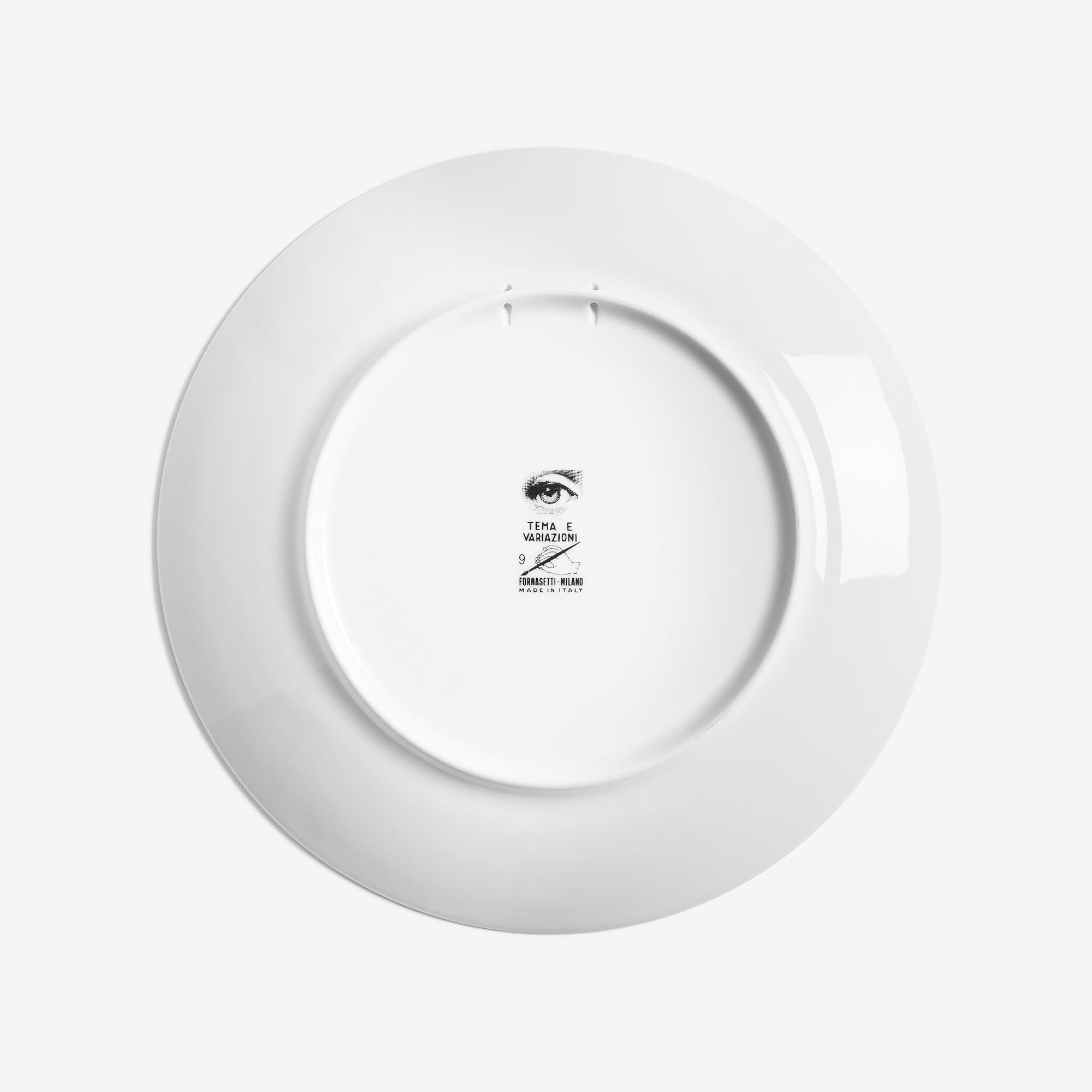 fornasetti-tema-e-variazioni-nr-367-wandteller-porzellan image 3