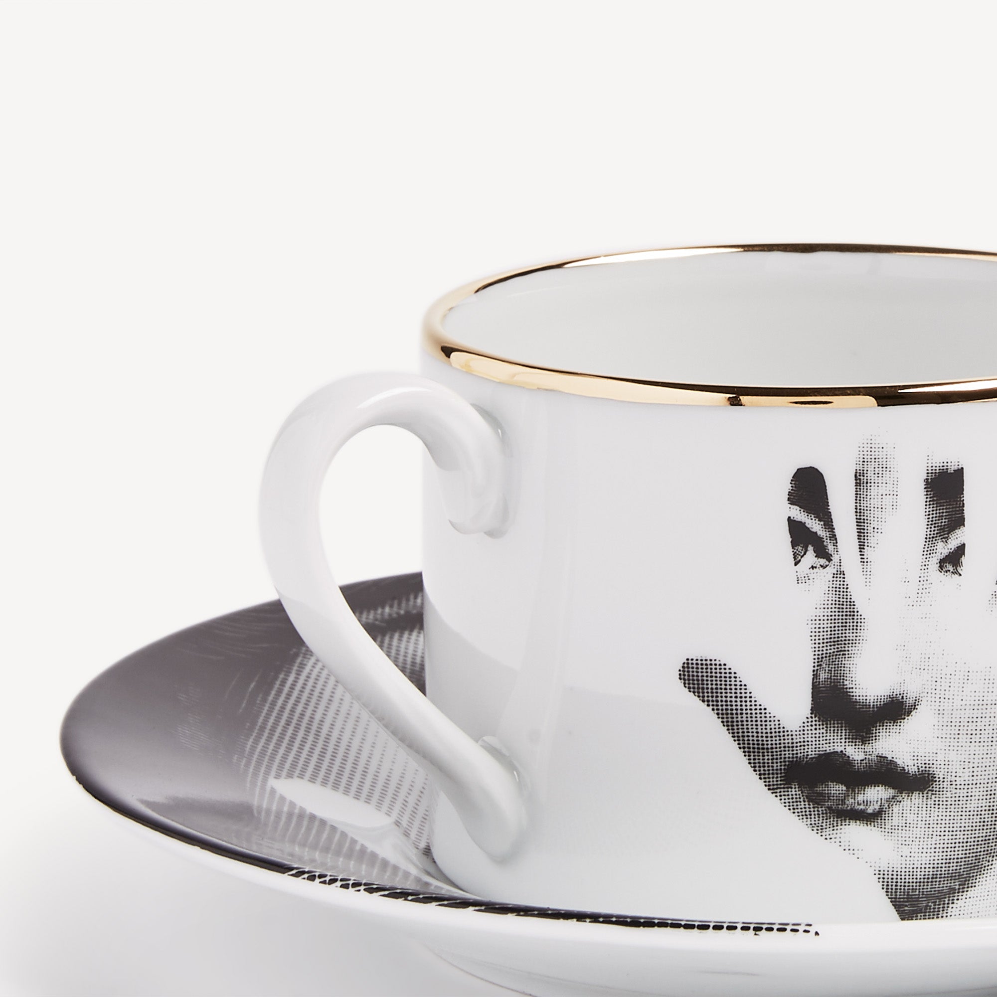fornasetti-tema-e-variazioni-mano-teetasse-porzellan image 3