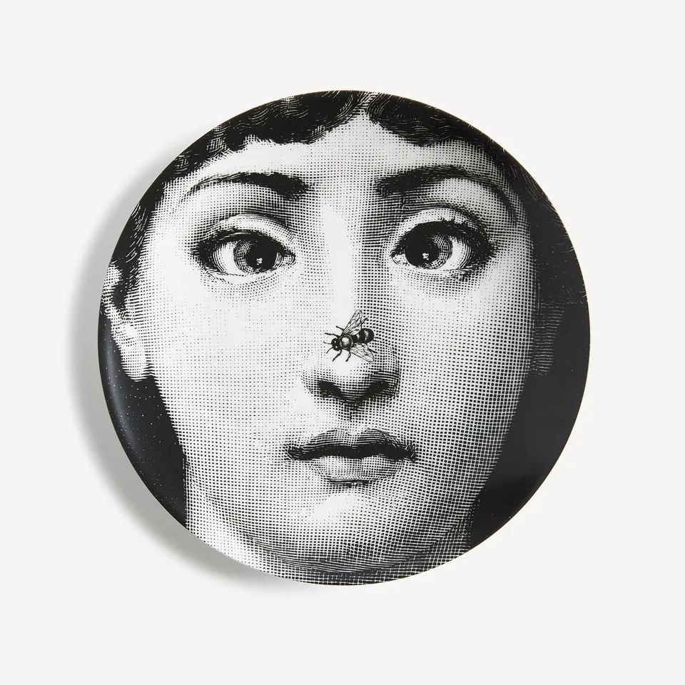 fornasetti-tema-e-variazioni-wandteller-n-363-porzellan image 1
