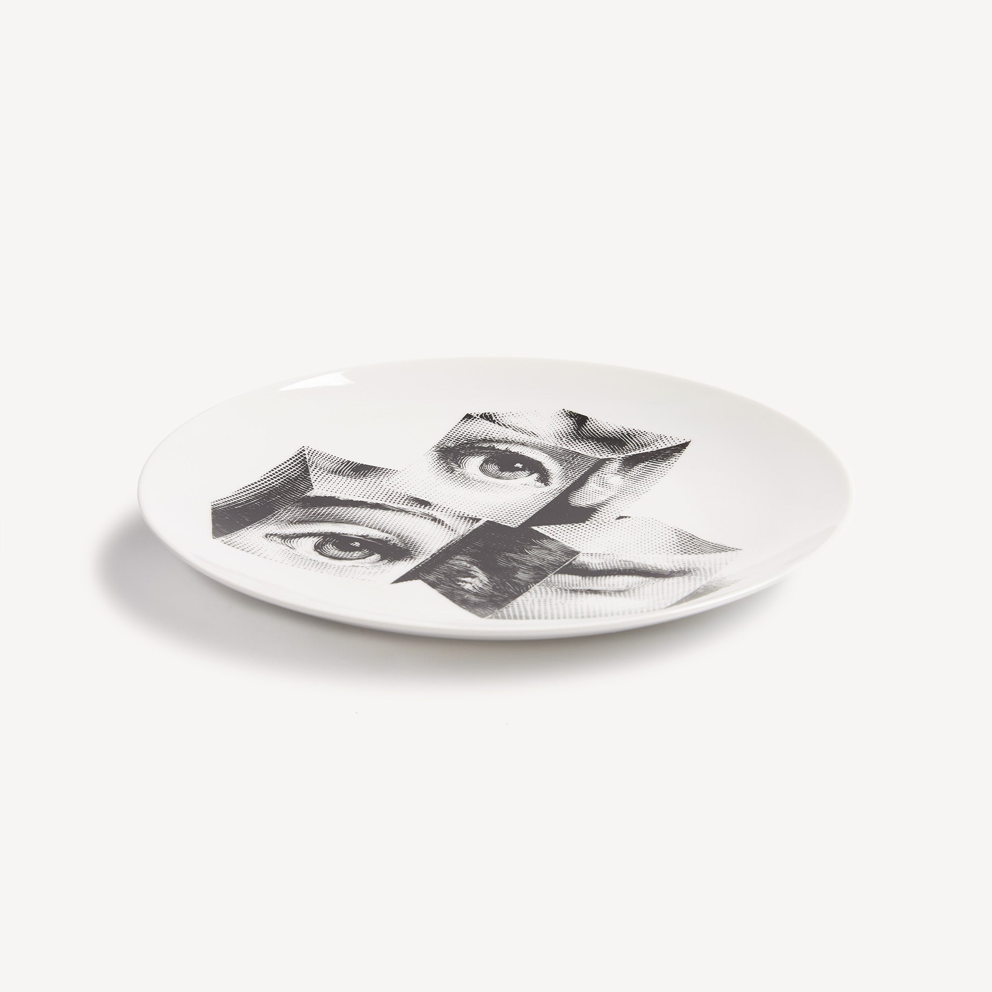 fornasetti-tema-e-variazioni-n-112-wandteller-porzellan image 2