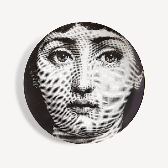 fornasetti-tema-e-variazioni-wandteller-n-1-porzellan-26-cm image 1
