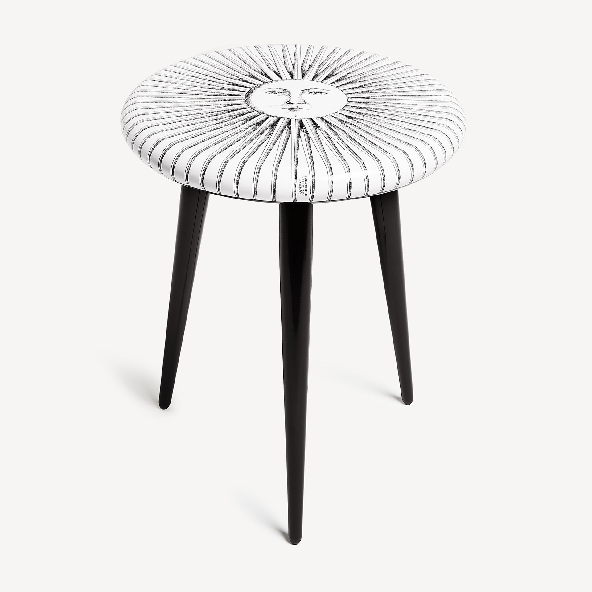 fornasetti-sole-splendente-hocker-holz-sonne image 1