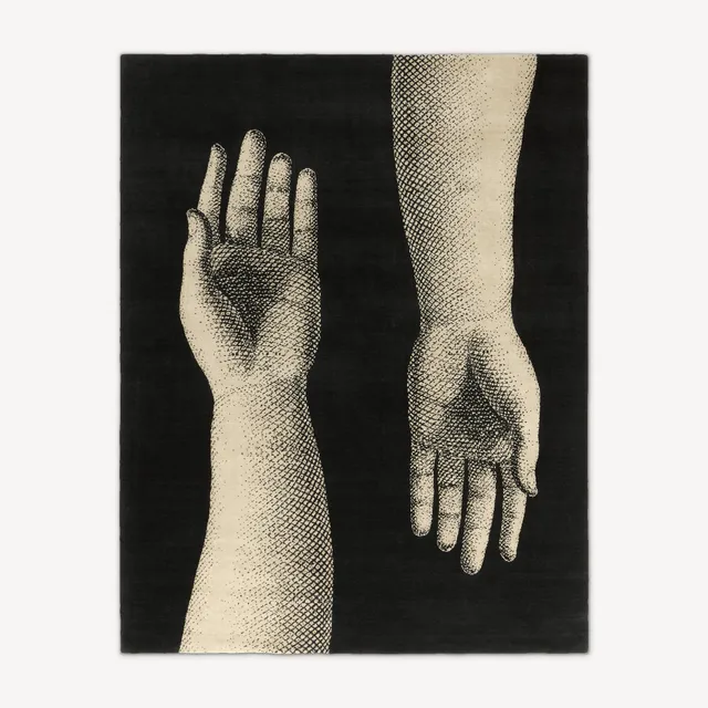 fornasetti-mani-teppich-wolle-h-nde-motiv-jacquard image 1