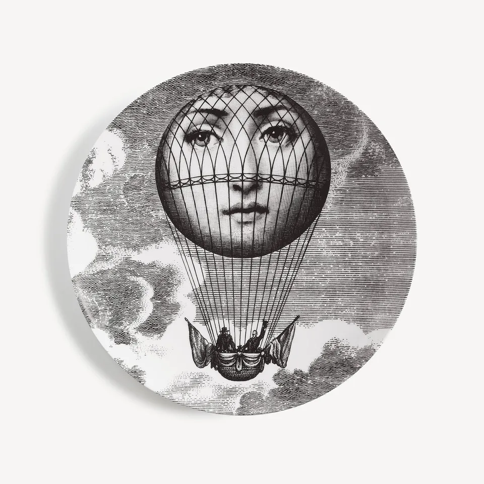 fornasetti-tema-e-variazioni-wandteller-n-93-porzellan-lina-cavalieri image 1