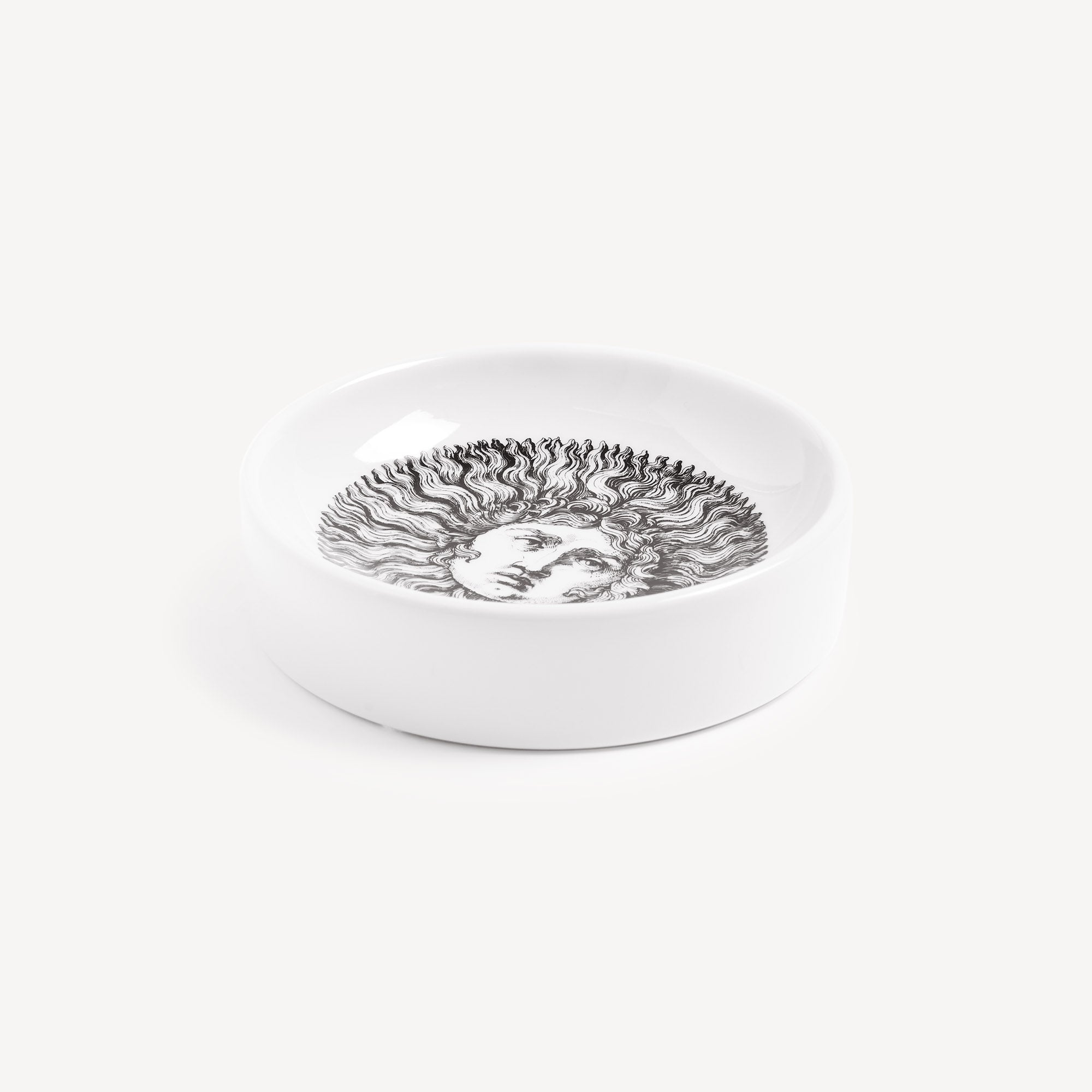 atelier-fornasetti-re-sole-aschenbecher-porzellan-sonne image 2