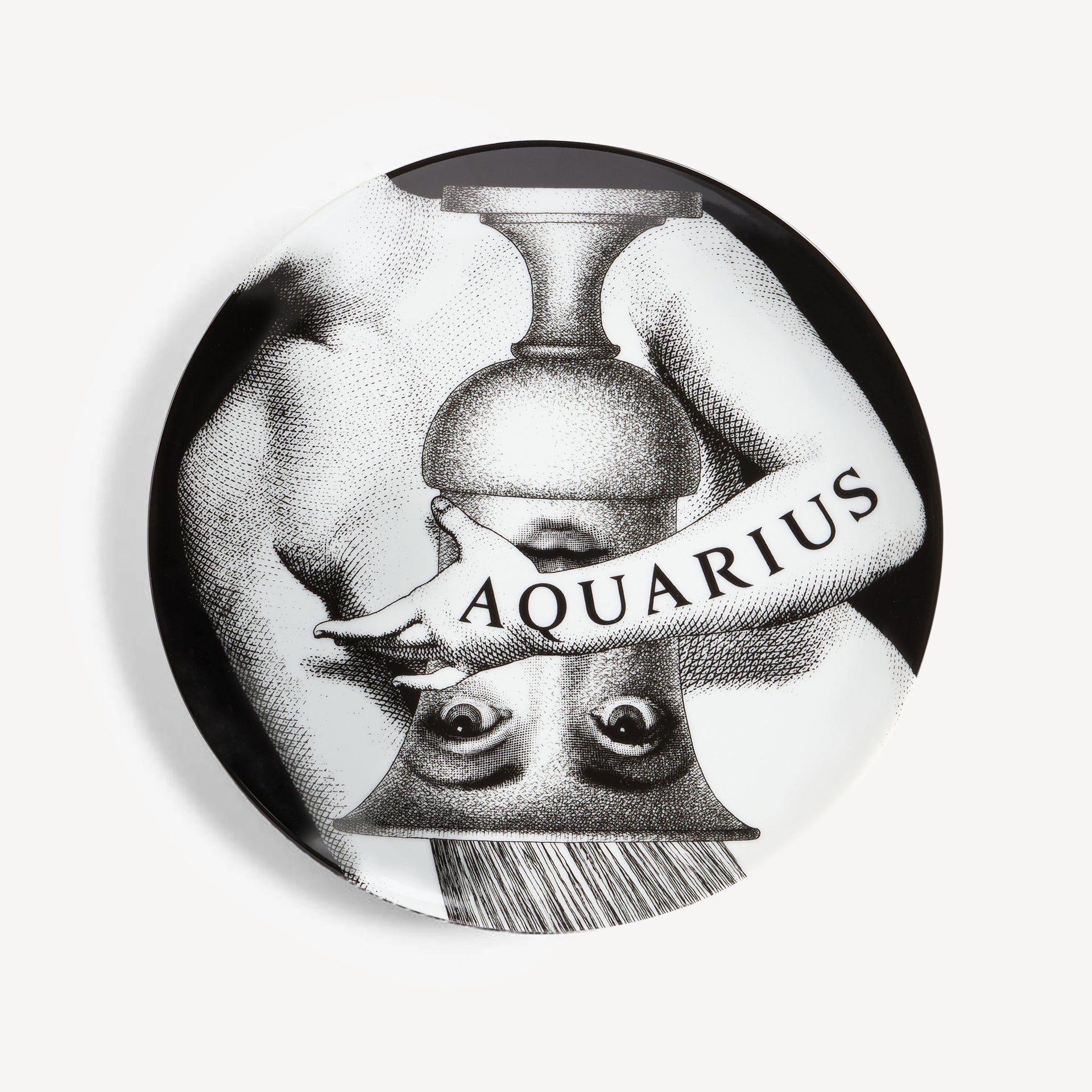 atelier-fornasetti-tema-e-variazioni-wandteller-nr-358-wassermann image 1