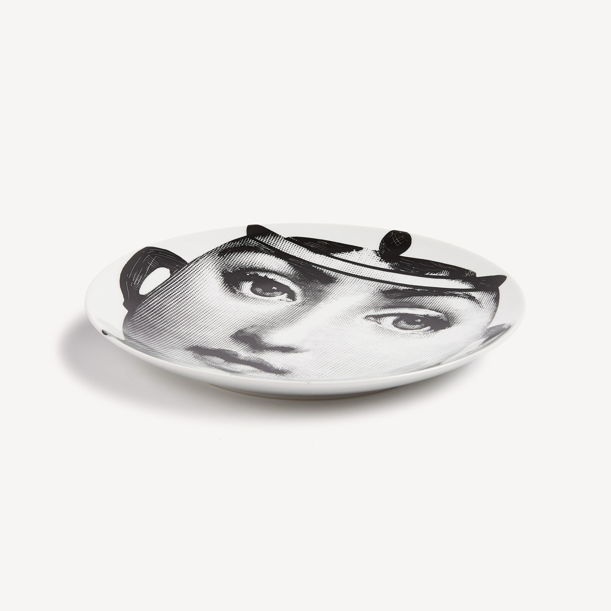 fornasetti-tema-e-variazioni-n-23-wandteller-porzellan-lina image 2