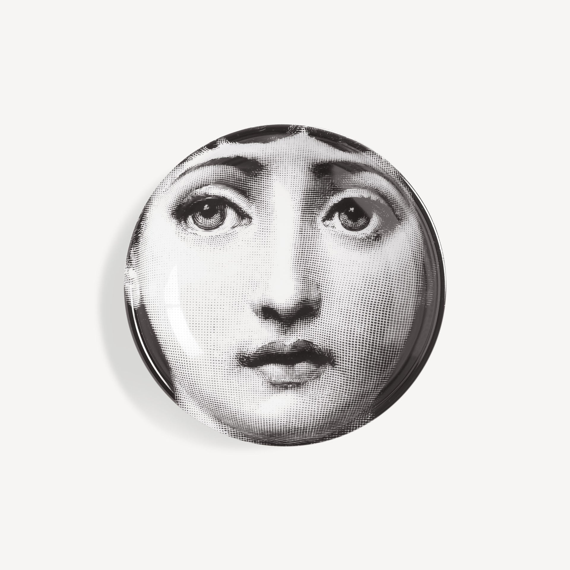 fornasetti-tema-e-variazioni-n-1-aschenbecher-porzellan-lina-cavalieri image 1