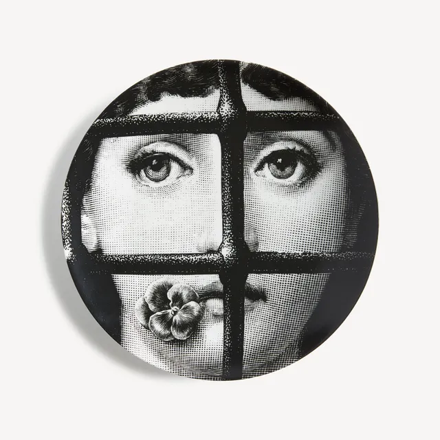 atelier-fornasetti-tema-e-variazioni-n-361-wandteller-lina-cavalieri image 1