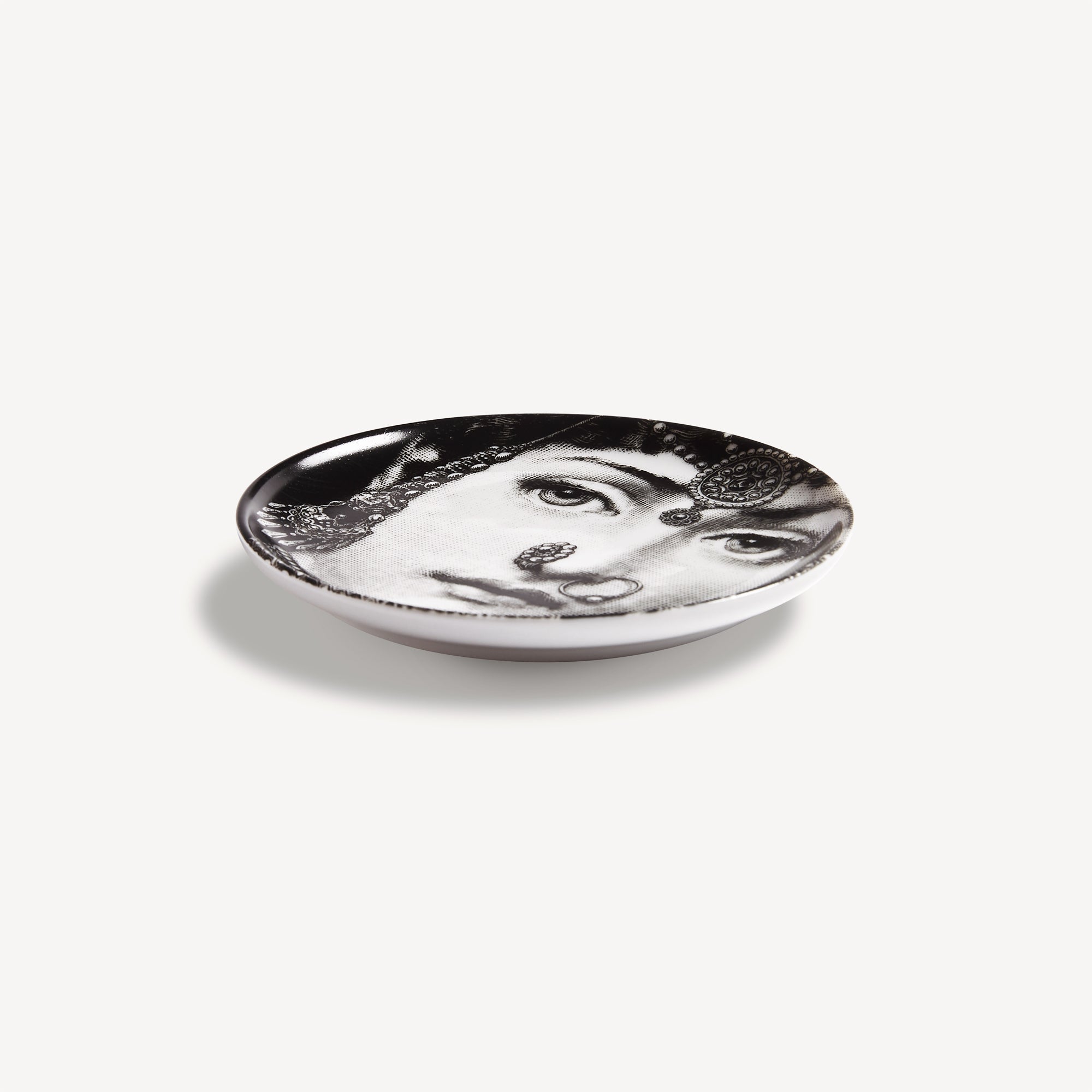 atelier-fornasetti-tema-e-variazioni-schale-n-228-rund image 2