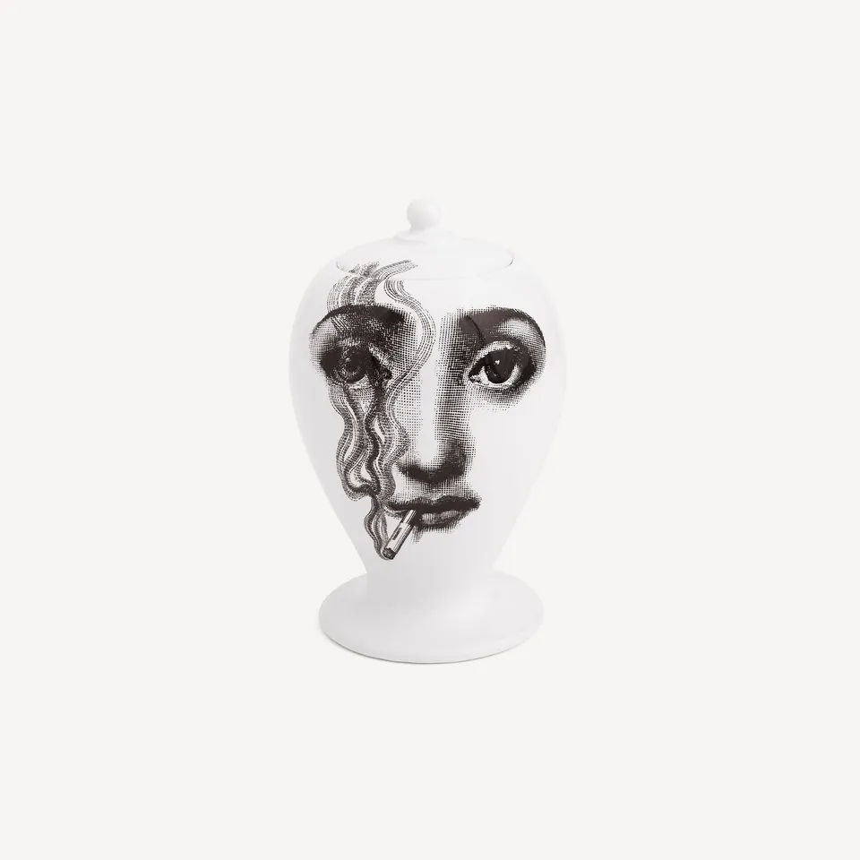 fornasetti-il-fumo-fa-male-vase-keramik-gesicht image 1