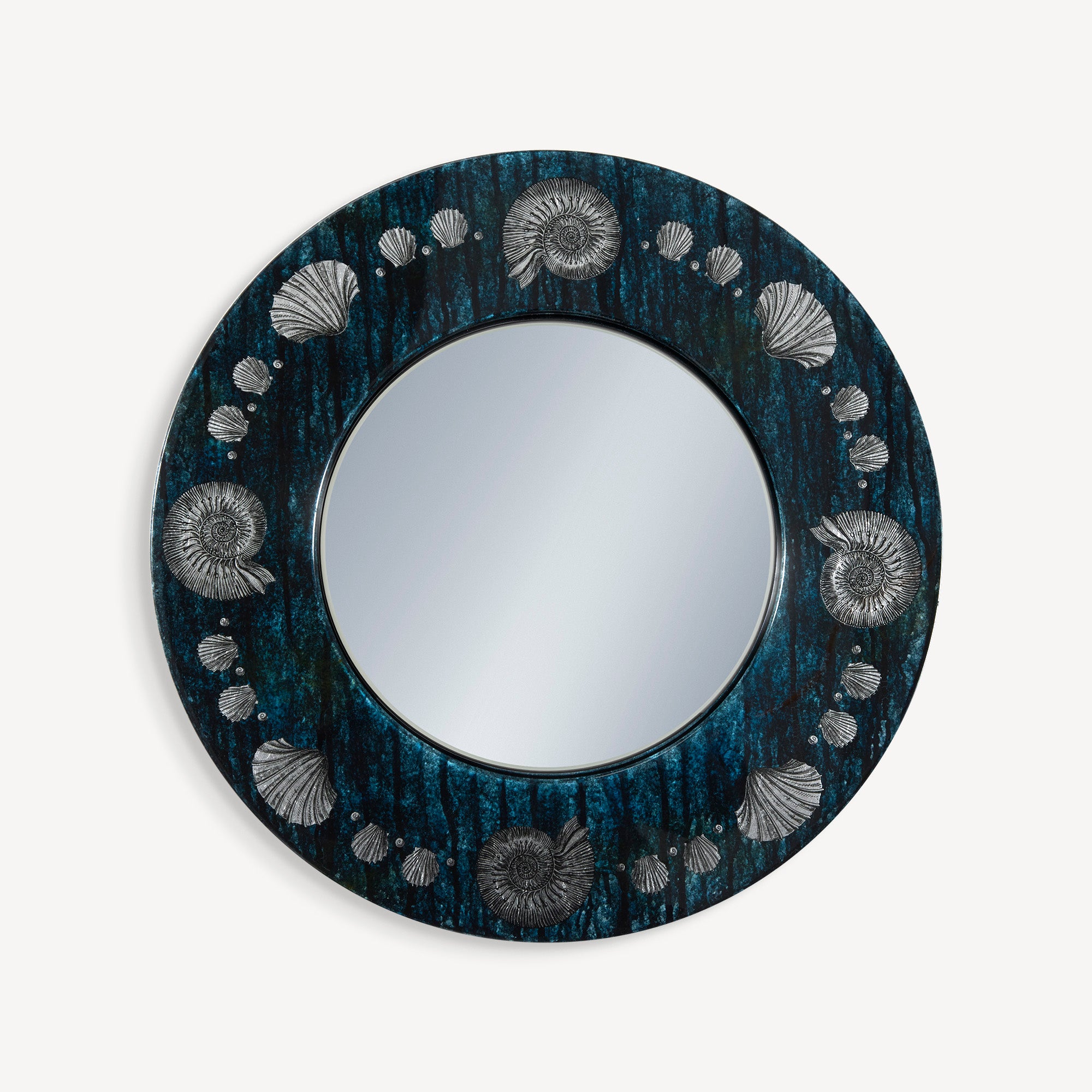 fornasetti-giro-di-conchiglie-spiegel-rahmen-muschel-silber image 1