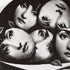 fornasetti-tema-e-variazioni-wandteller-n-104-porzellan-lina-cavalieri image 4
