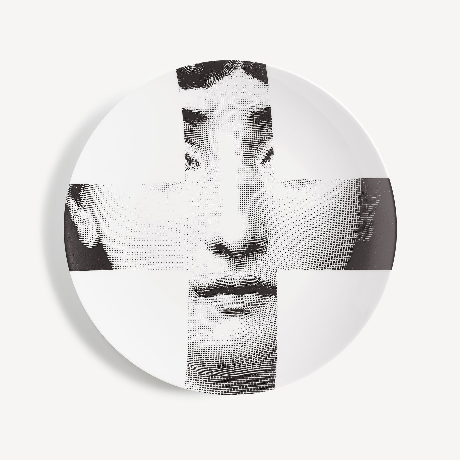 fornasetti-tema-e-variazioni-wandteller-n-151-lina-cavalieri image 1