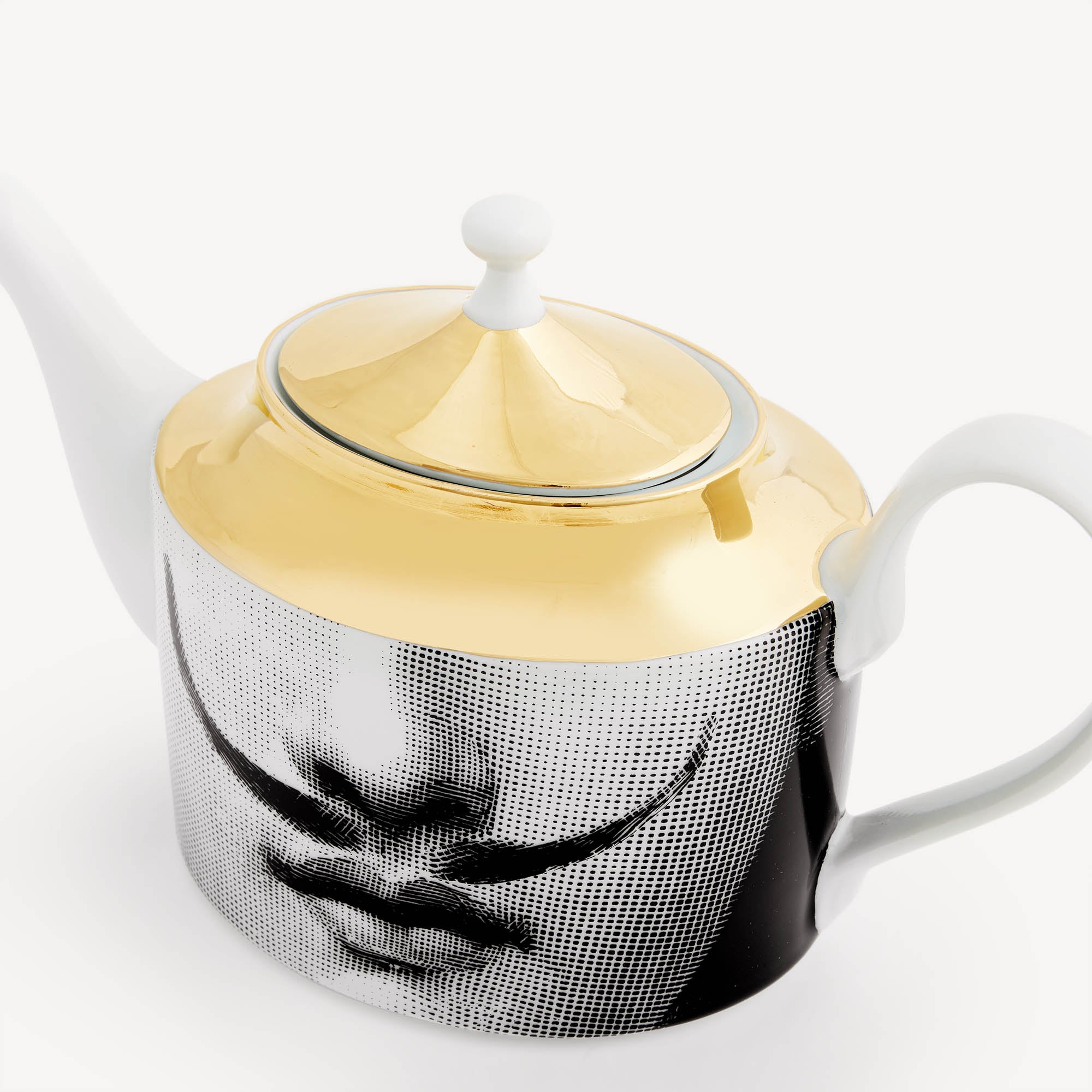 fornasetti-tema-e-variazioni-n-21-teekanne-porzellan-gesicht image 4
